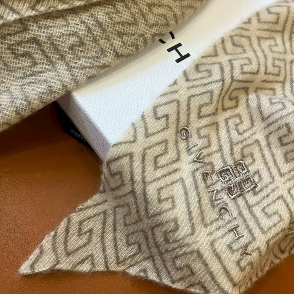 Givenchy Wool Scarf - Picture 8 of 9